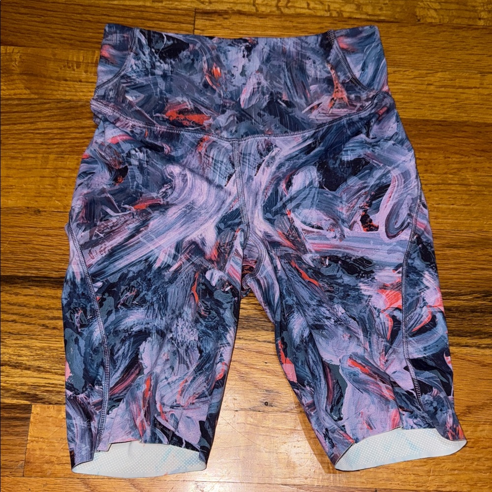 lululemon athletica Women's Abstract Pattern Bike Shorts - Black, Pink, Blue